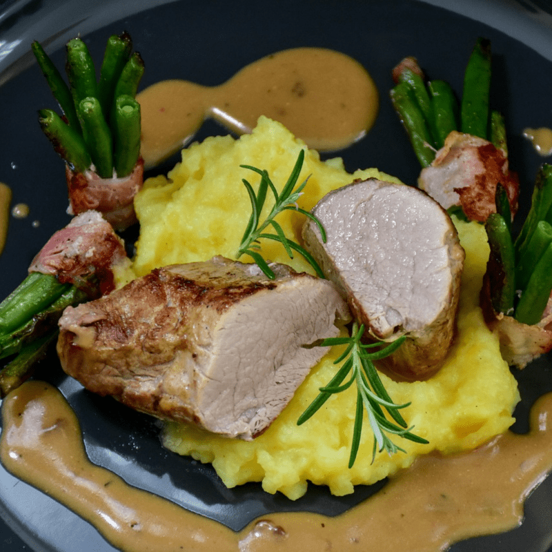 FILETTO DI MAIALE AGLI ASPARIGI E LIMONE - Un Piatto Perfetto per la Primavera - CORTE PREZIOSA